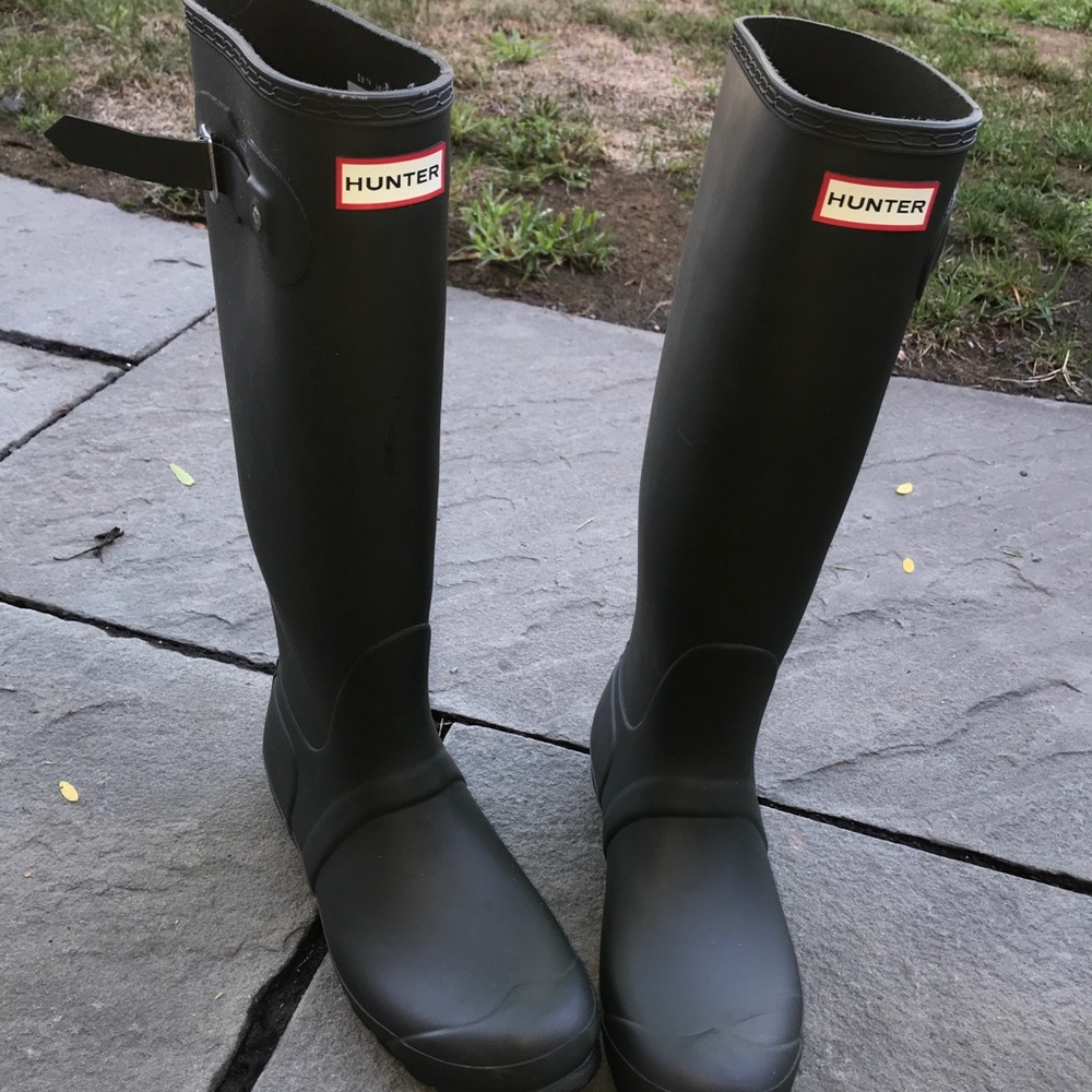 Hunter rain boots (tall, matte finish)